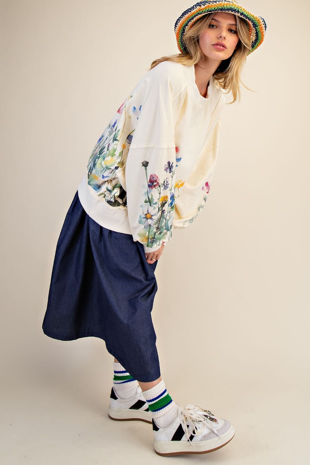 The Wildflower Meadow Pullover
